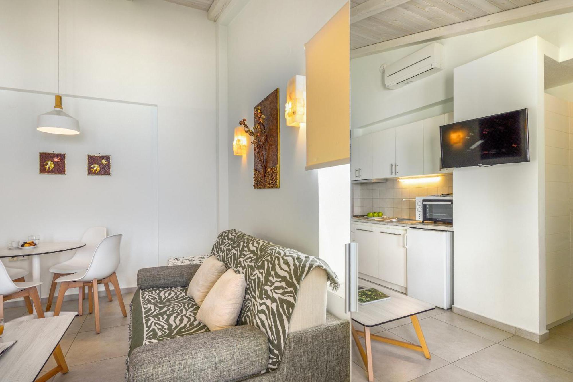 Elpiniki Luxury Apartments Nea Poteidaia Exteriér fotografie