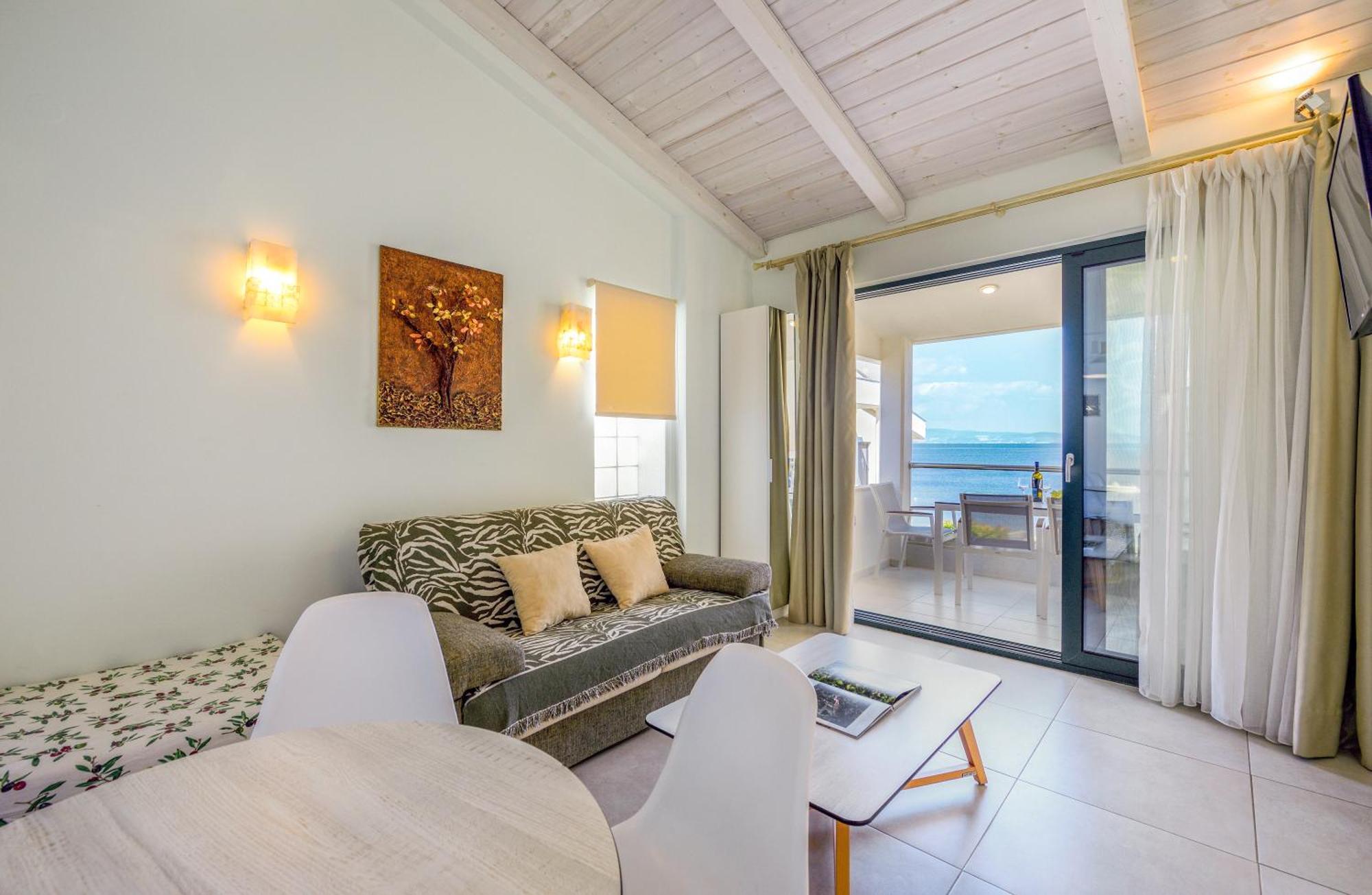 Elpiniki Luxury Apartments Nea Poteidaia Exteriér fotografie